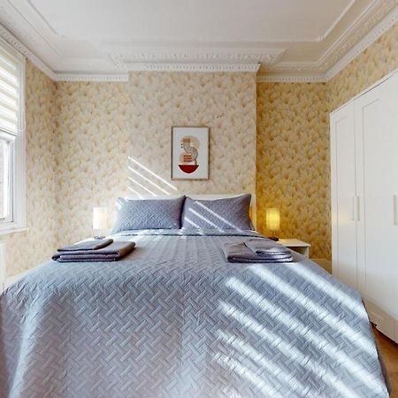 Cheerful 4 Bedroom Victorian House With Back Courtyard Londyn Zewnętrze zdjęcie