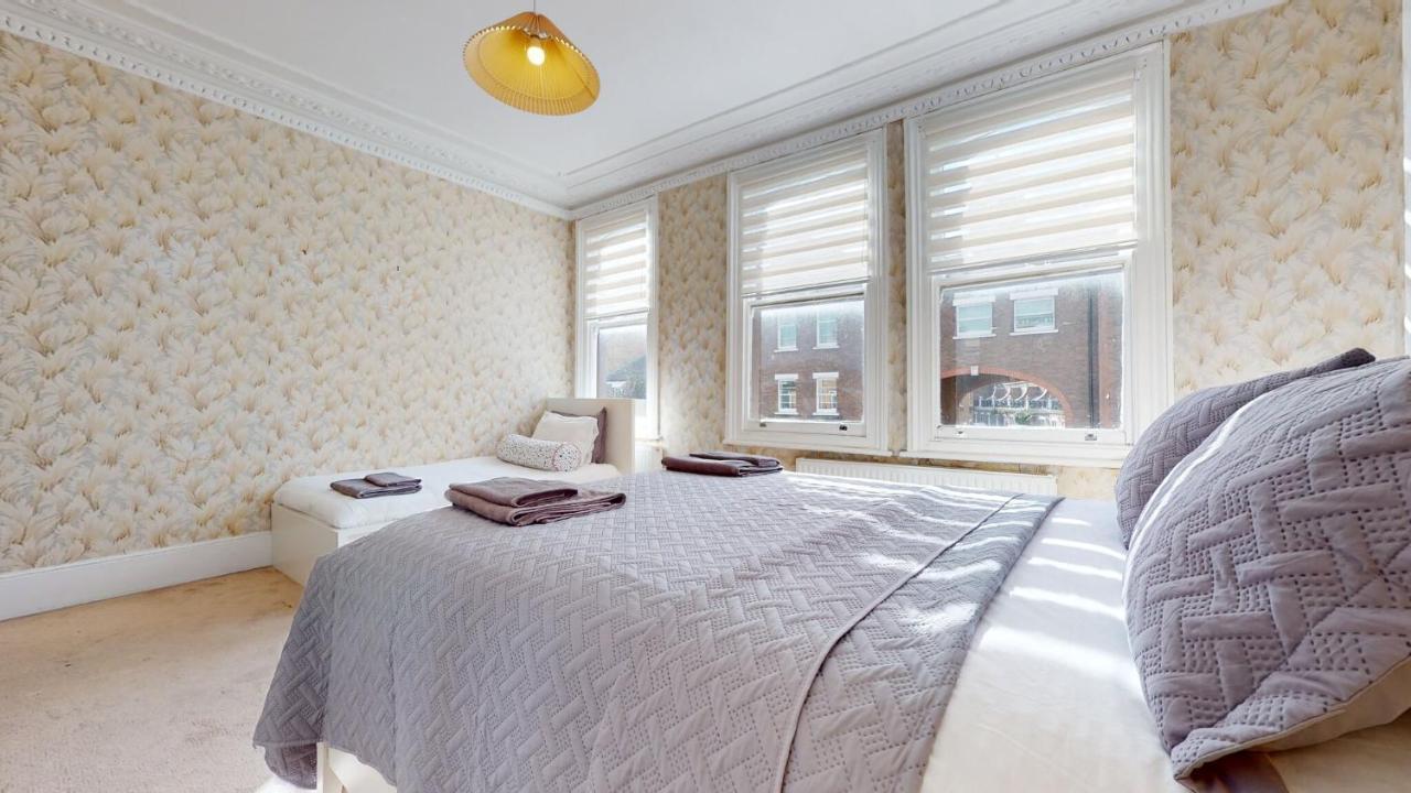 Cheerful 4 Bedroom Victorian House With Back Courtyard Londyn Zewnętrze zdjęcie